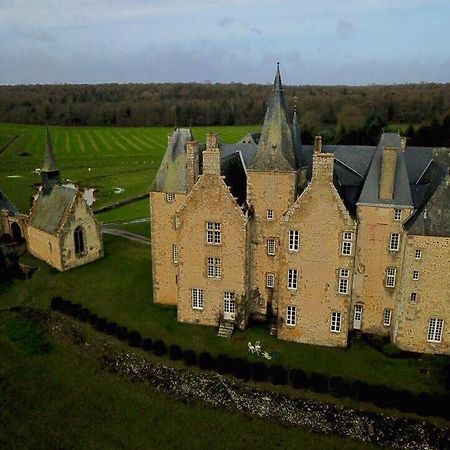 Chateau De Bourgon Montourtier Esterno foto