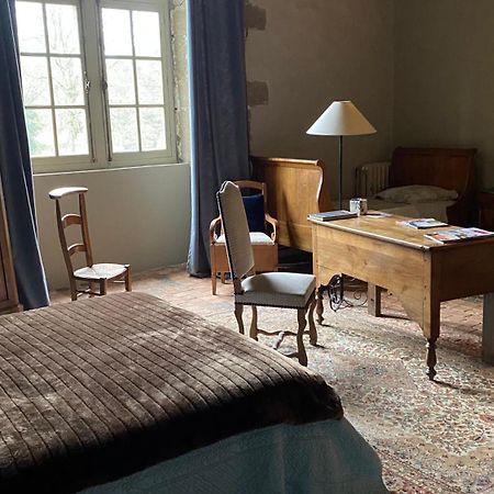 Chateau De Bourgon Montourtier Esterno foto